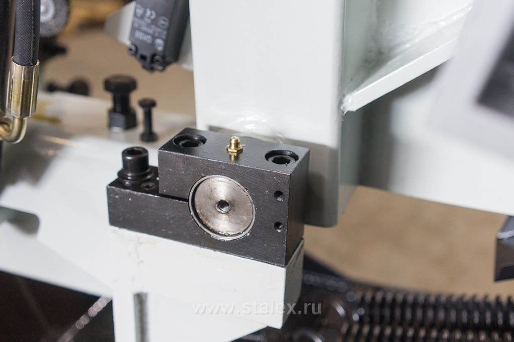 Фото Станок ленточнопильный Stalex BS-2114TH от018000250