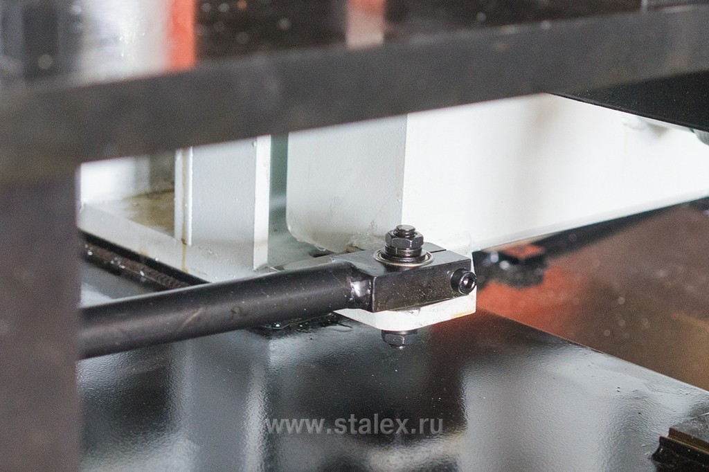 Фото Станок ленточнопильный Stalex BS-2114TH от018000250