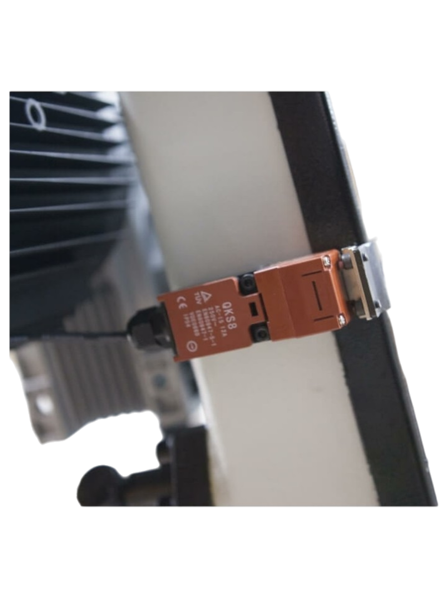 Фото Станок ленточнопильный Stalex BS-460G (стандартное исполнение модели, 27мм, 40/80 м/мин, 2,2кВт) от018000263