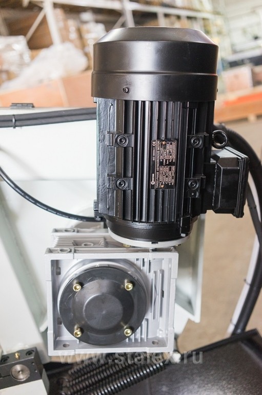 Фото Станок ленточнопильный Stalex BS-2114TH от018000250