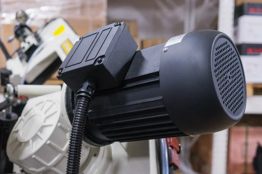 Фото Станок ленточнопильный Stalex SBS-250G от018000247