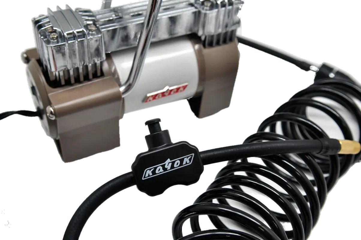 Фото Автомобильный портативный компрессор двухцилиндровый КАЧОК К90X2C К90X2C на сайте «От и До.ру» Фото Автомобильный портативный компрессор двухцилиндровый КАЧОК К90X2C К90X2C