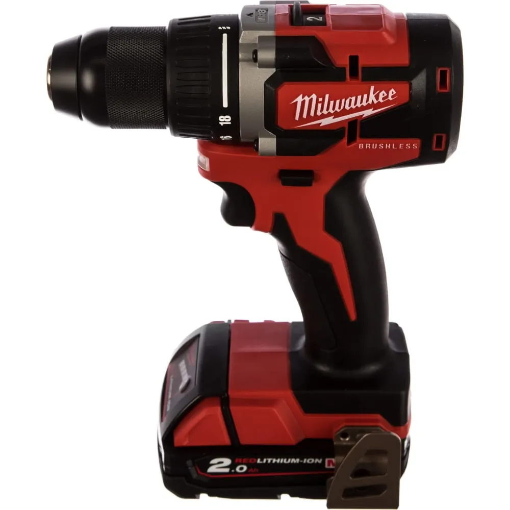 Фото Аккумуляторная дрель-шуруповерт Milwaukee M18 CBLDD-202C 4933464317 4933464317