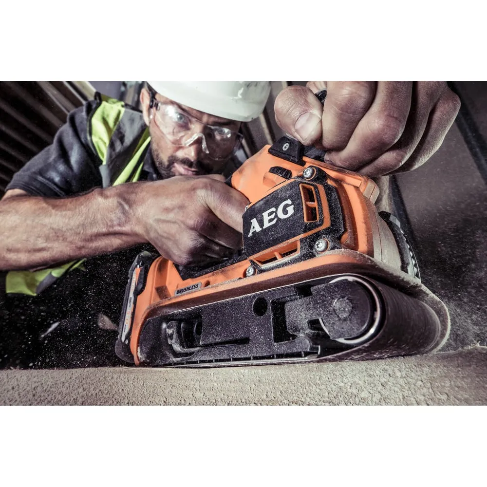 Фото Бесщеточная ленточная шлифмашина AEG BHBS18-75BL-0 4935459582 4935459582