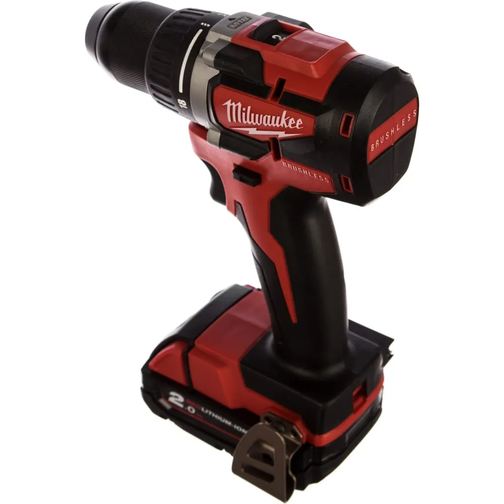 Фото Аккумуляторная дрель-шуруповерт Milwaukee M18 CBLDD-202C 4933464317 4933464317